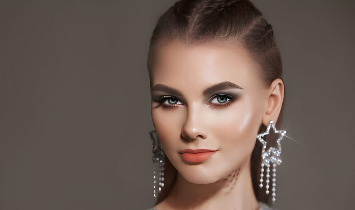 Silver Eyeshadow Looks