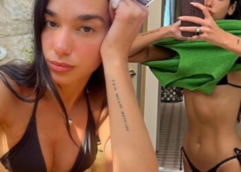 Dua Lipa Flaunts Stunning