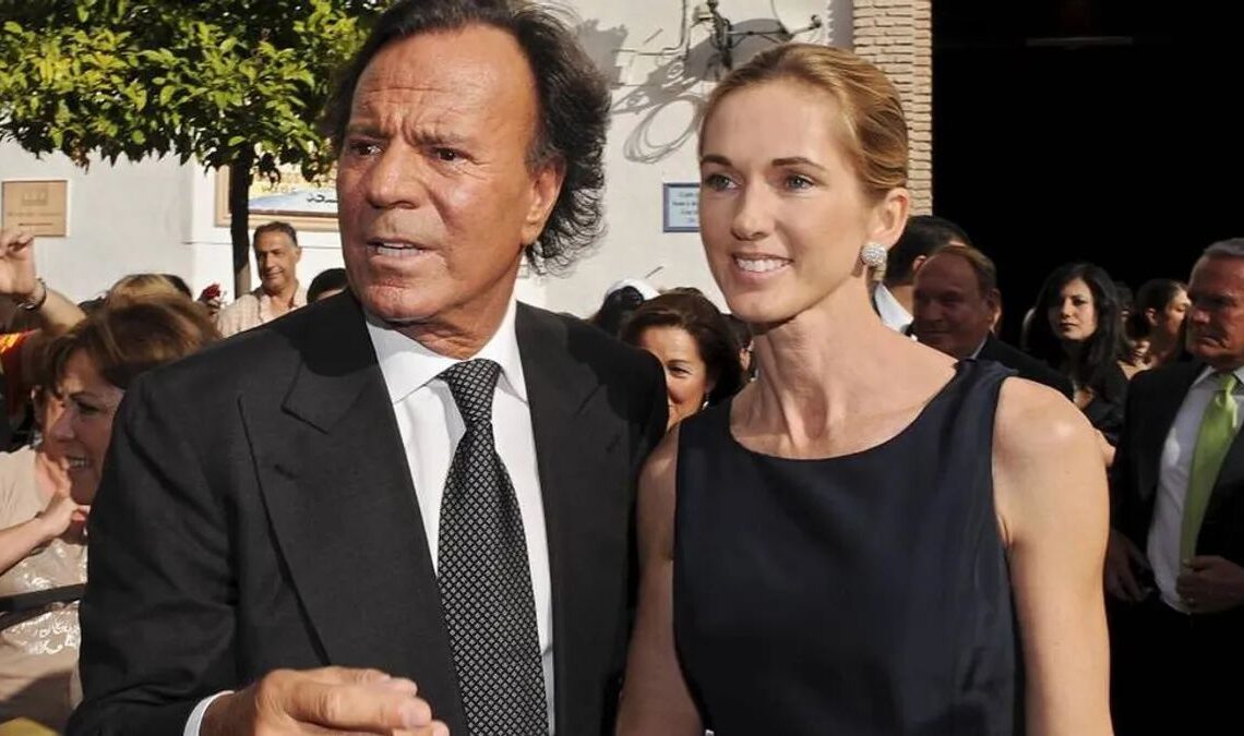 Julio Iglesias’ Wife