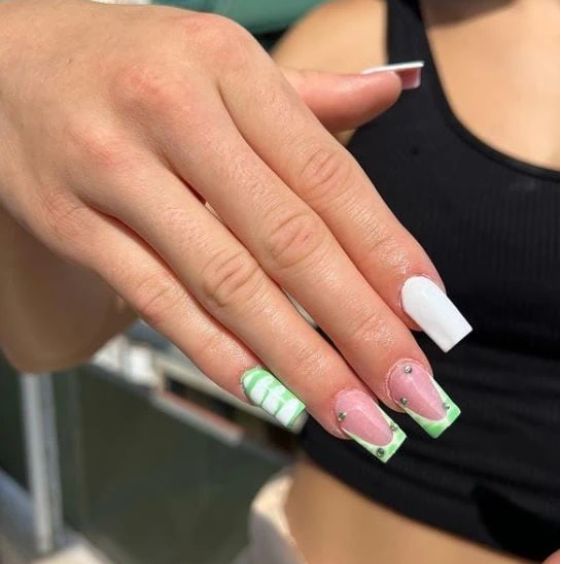Reptile Nails With Emerald Gem
