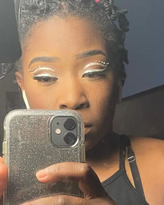 Shimmery Rhinestone Liner