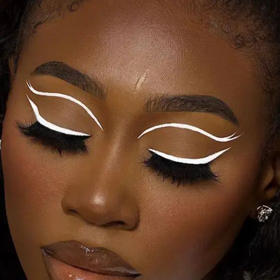 White Graphic Liner